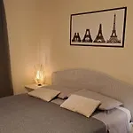 The Peak - Mountain View - With Private Parking!