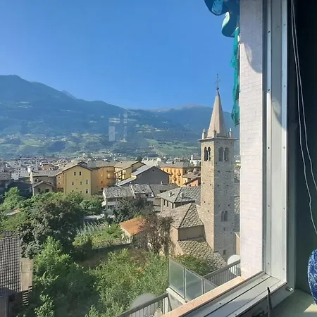 Apartment The Peak - Mountain View - With Private Parking!