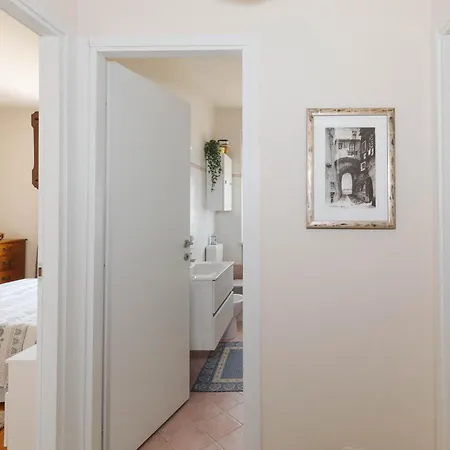 The Peak - Mountain View - With Private Parking! * Aosta