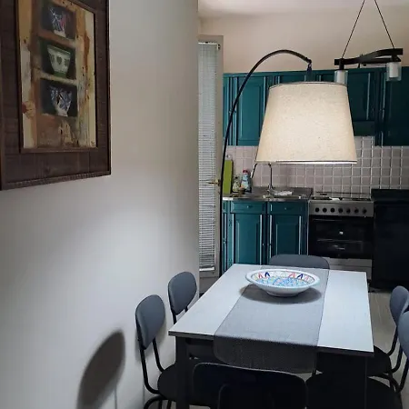 The Peak - Mountain View - With Private Parking! דירה אאוסטה